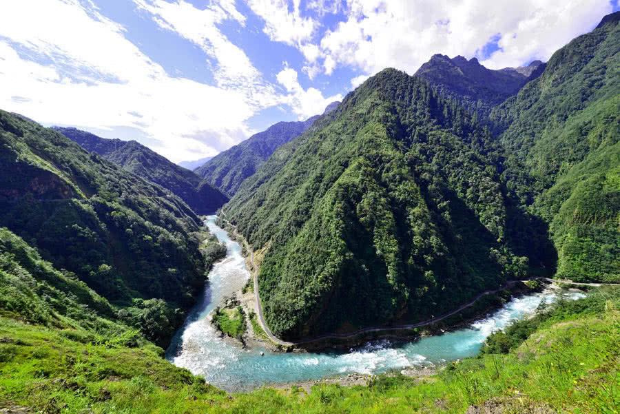 琼中百花岭：秘境中的自然交响